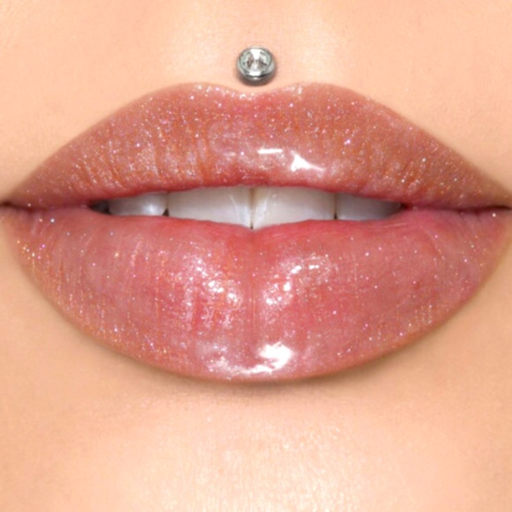 NEW Jeffree Star the gloss beaded glass